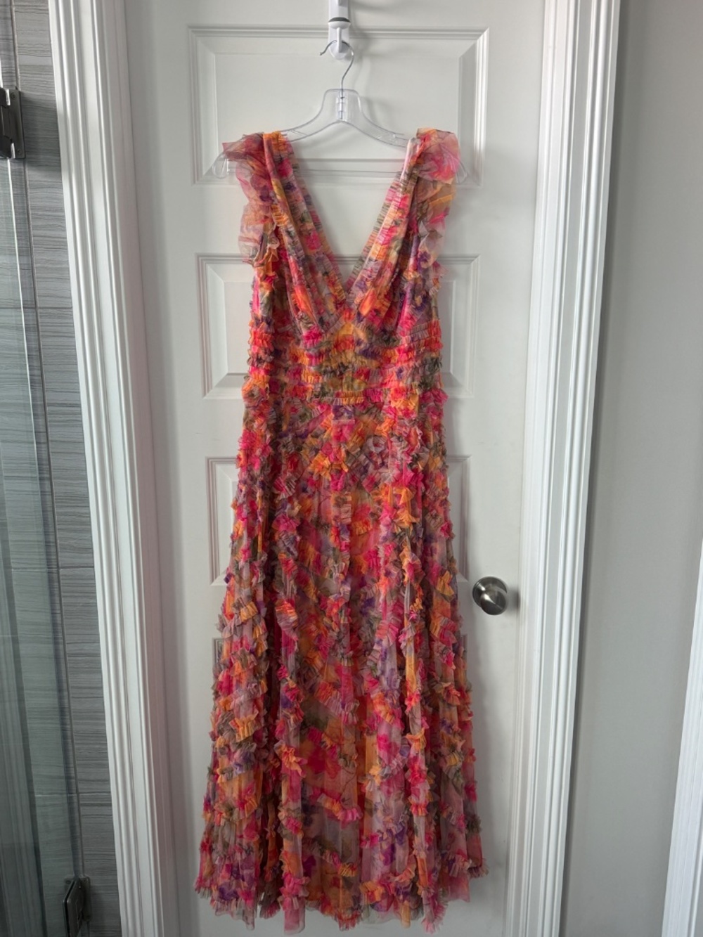 Macduggal floral v neck maxi dress 10 - Picture 5 of 8